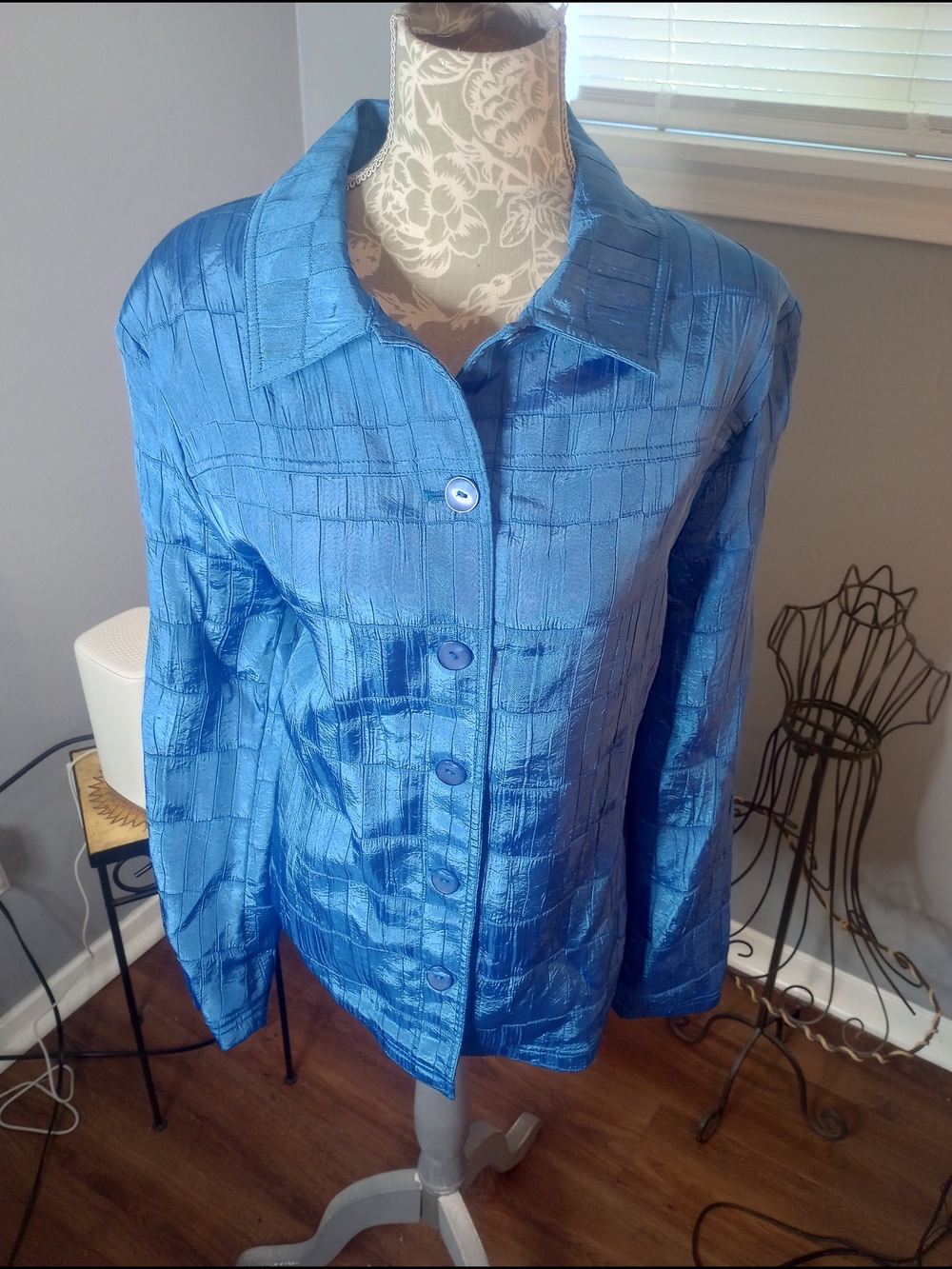 TanJay Blue Textured Button-Front Women's Shirt Jacket - Picture 3 of 6